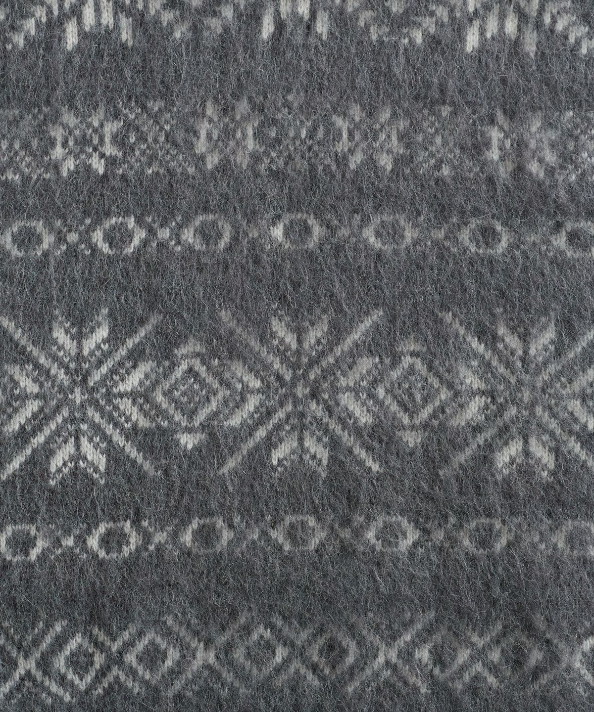 건지 울른스(Guernsey Woollens) 스노우 플레이크 알파카 브이넥 베스트 - 그레이