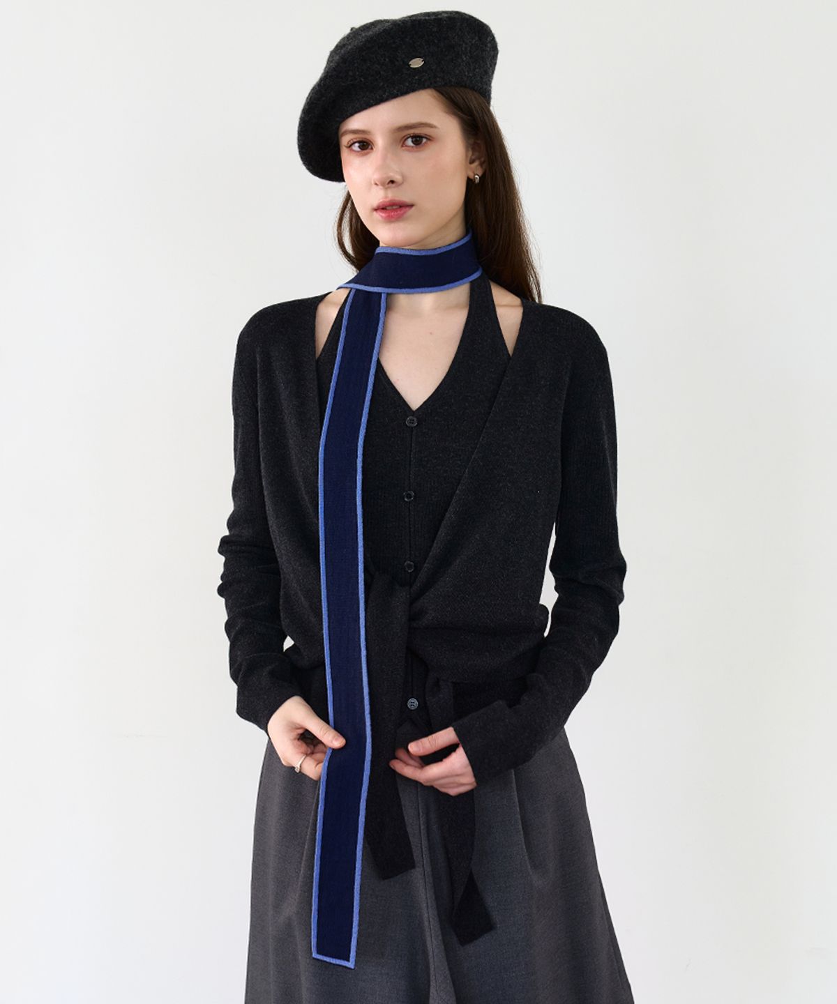 르이엘(LE YIEL) Color Block Knit Muffler_Navy 컬러 블록 니트 머플러_네이비