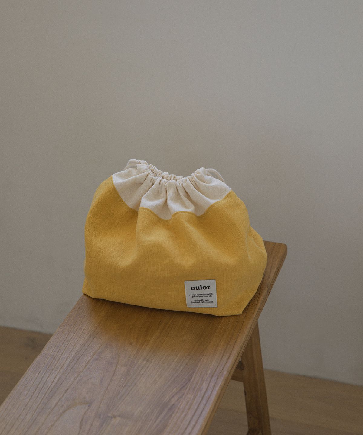 위올(OUIOR) [기프트박스]ouior chubby string pouch_cream&mustard