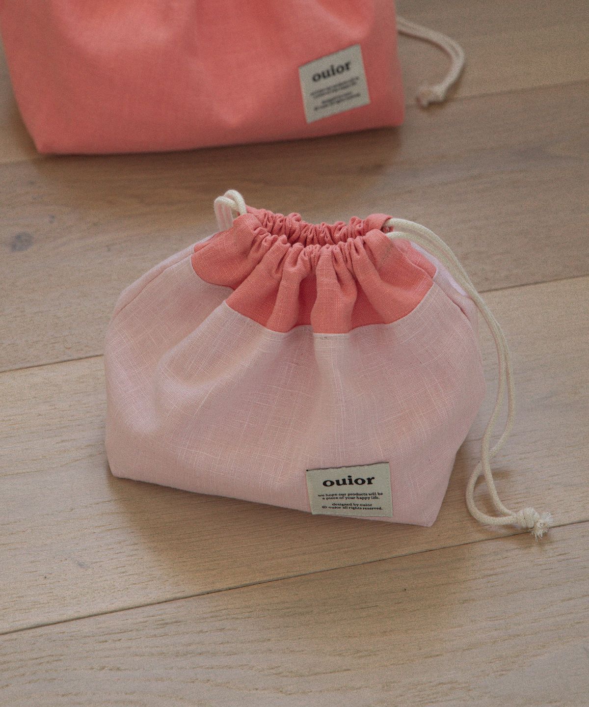 위올(OUIOR) [기프트박스]ouior chubby string pouch_coral&pink