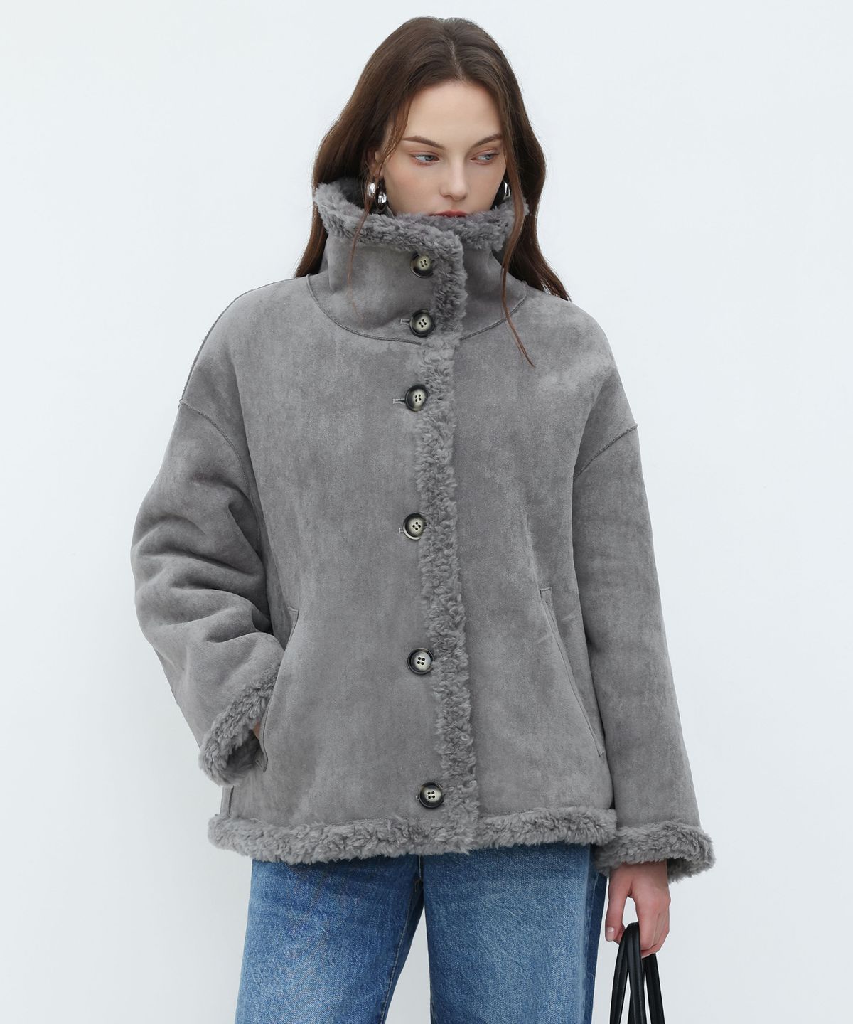 에펠르(EPELLE) 엘렌 시어링 양모 숏 무스탕