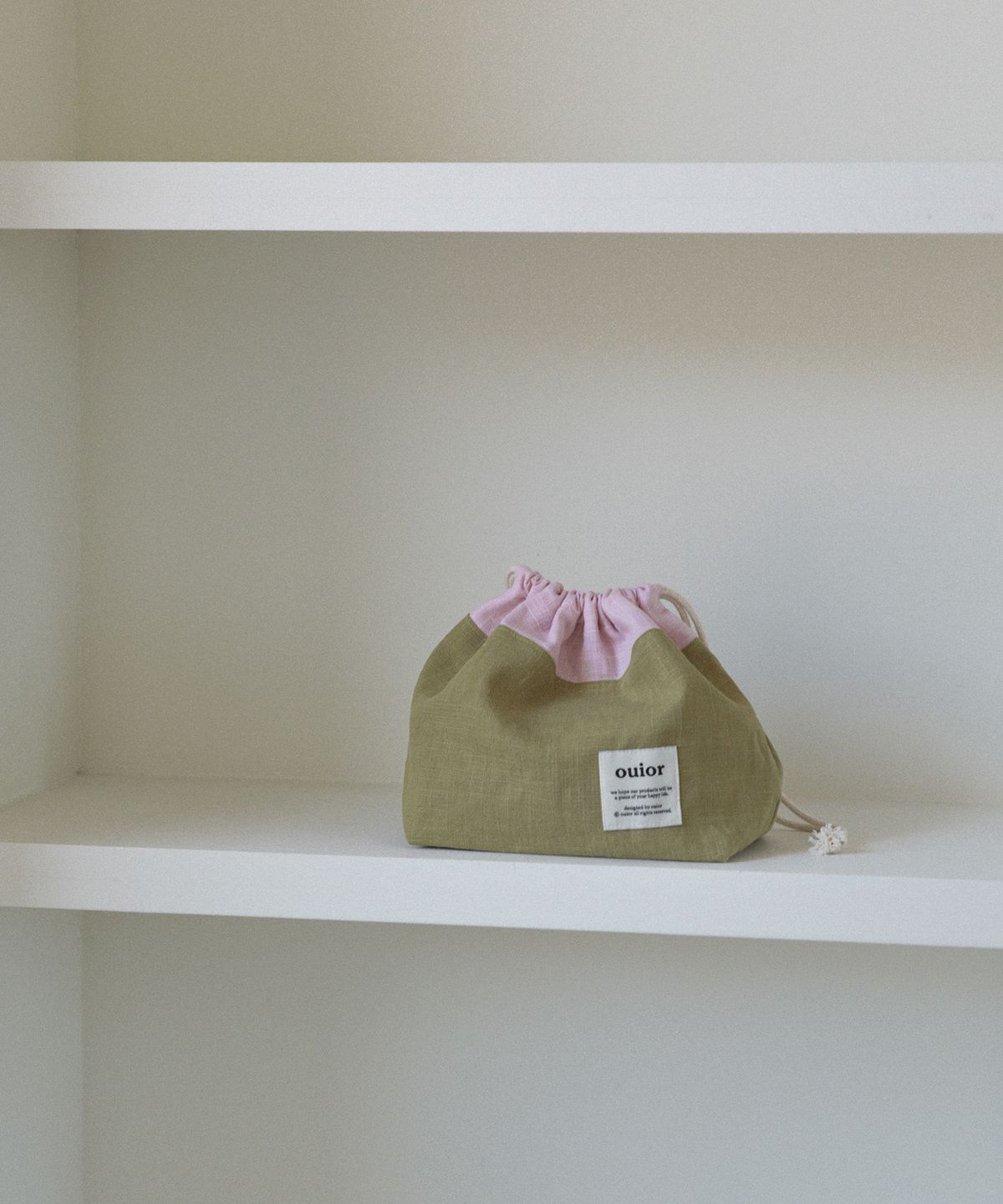위올(OUIOR) [기프트박스]ouior chubby string pouch_pink&olive