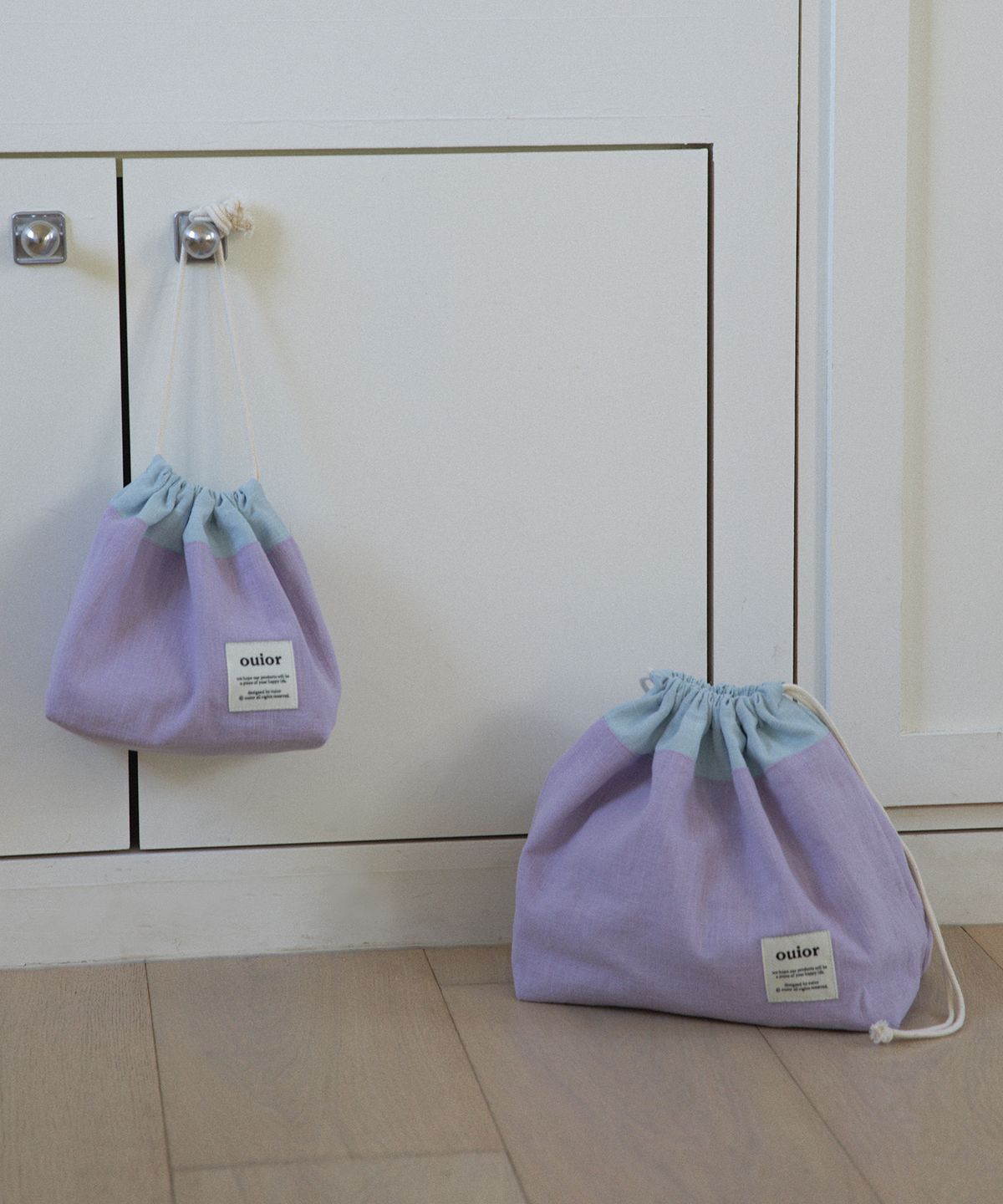 위올(OUIOR) [기프트박스]ouior chubby string pouch_sky&purple