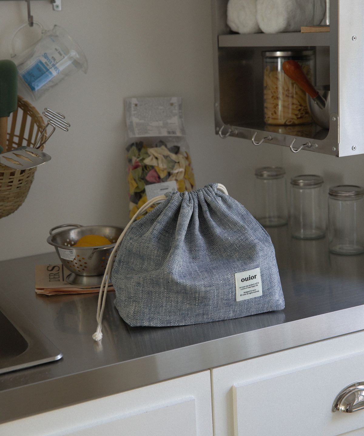위올(OUIOR) [기프트박스]ouior chubby string pouch_herringbone navy