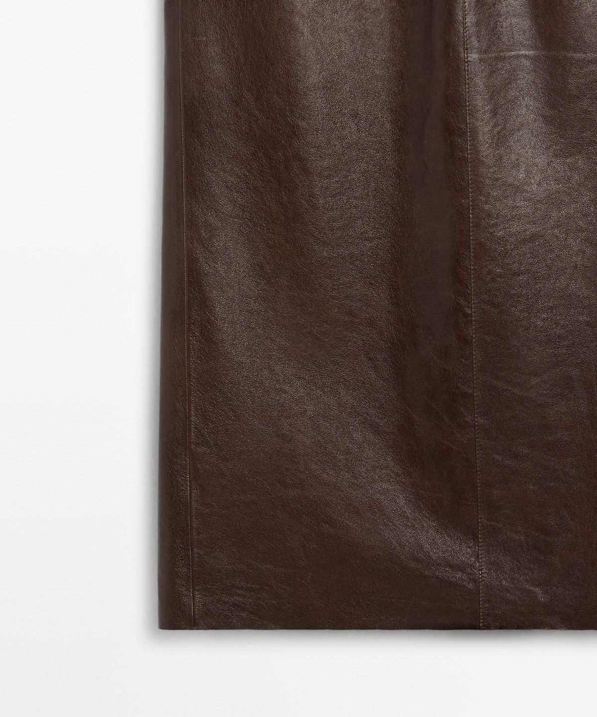 마시모두띠(MASSIMO DUTTI) 나파 가죽 심 디테일 일자형 미디 스커트