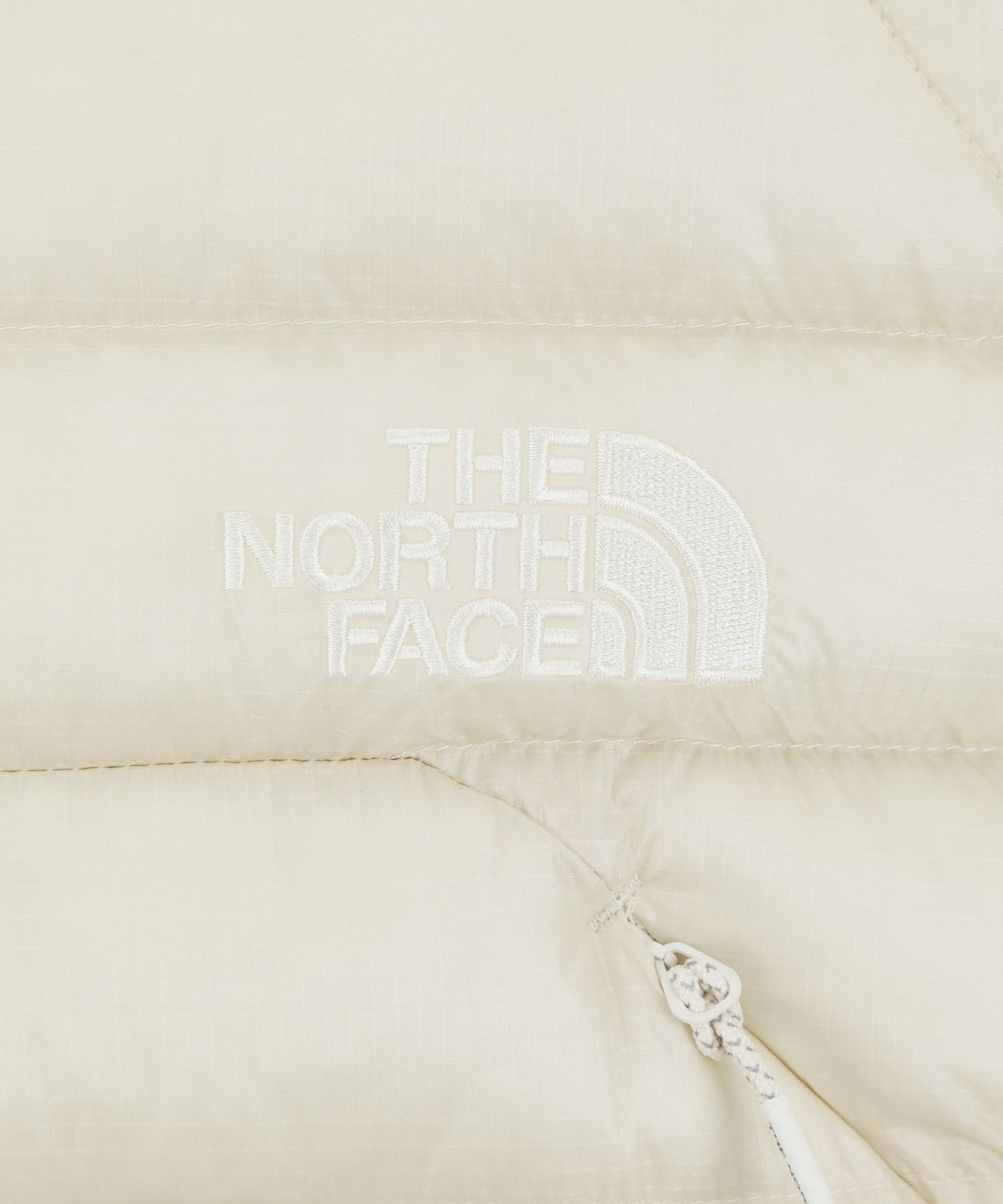 노스페이스(THE NORTH FACE) WBJ3NS301C 여성 벤투스 27 온볼 패딩 자켓 VANILLA