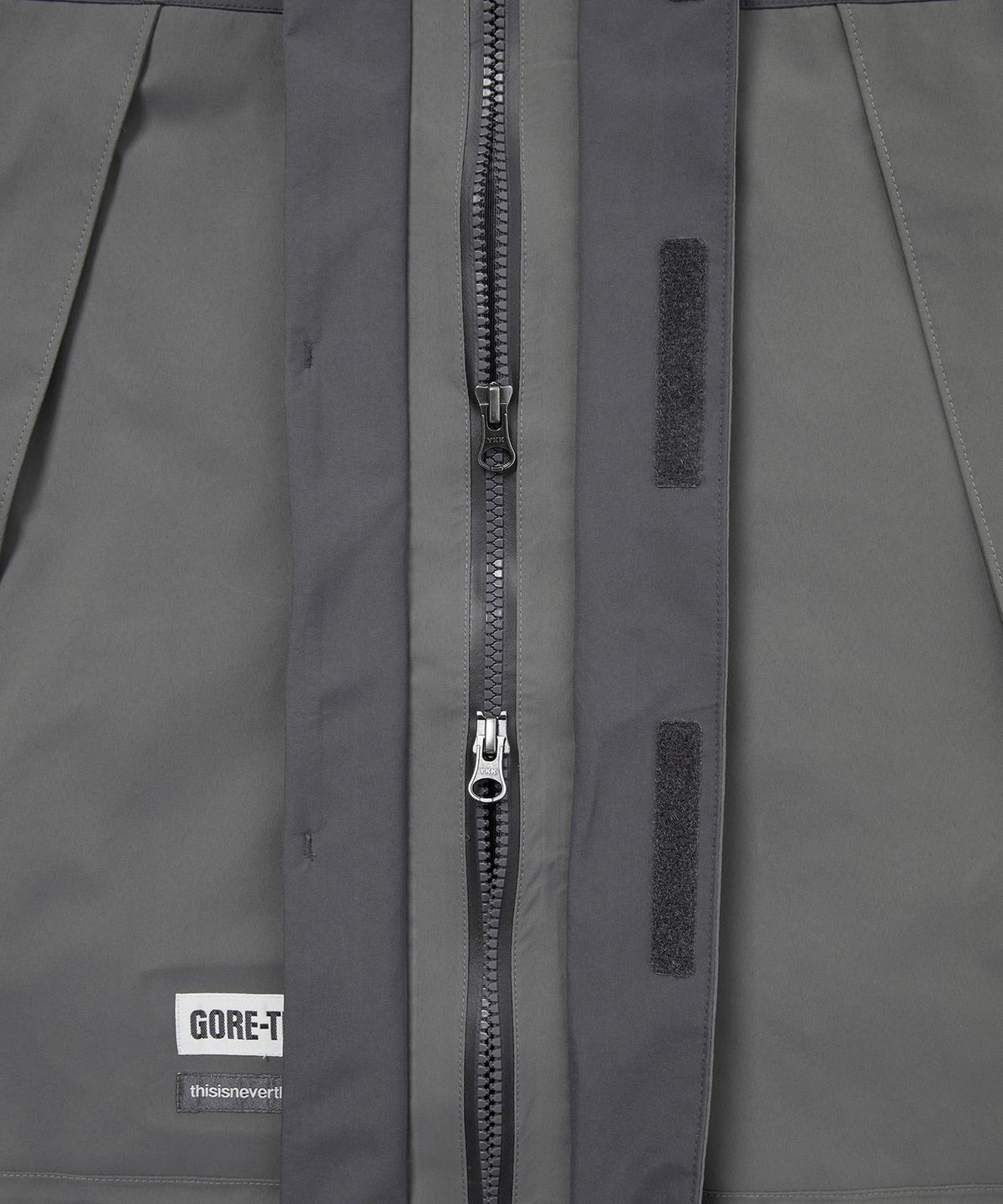 디스이즈네버댓(THISISNEVERTHAT) GORE-TEX 3L All Weather Jacket Warm Grey