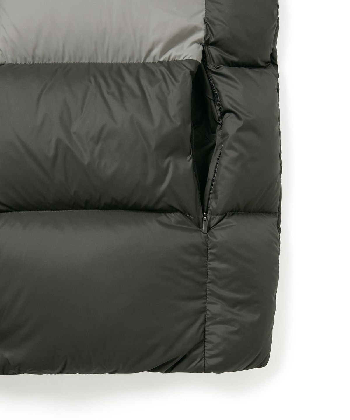 디스이즈네버댓(THISISNEVERTHAT) GORE-TEX WINDSTOPPER Puffer Down Jacket Off Black