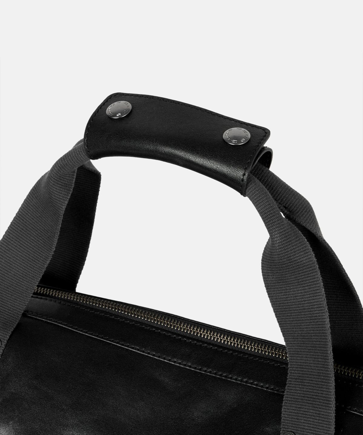 데우스 엑스 마키나(DEUS EX MACHINA) The Leather Boston Bag_Black