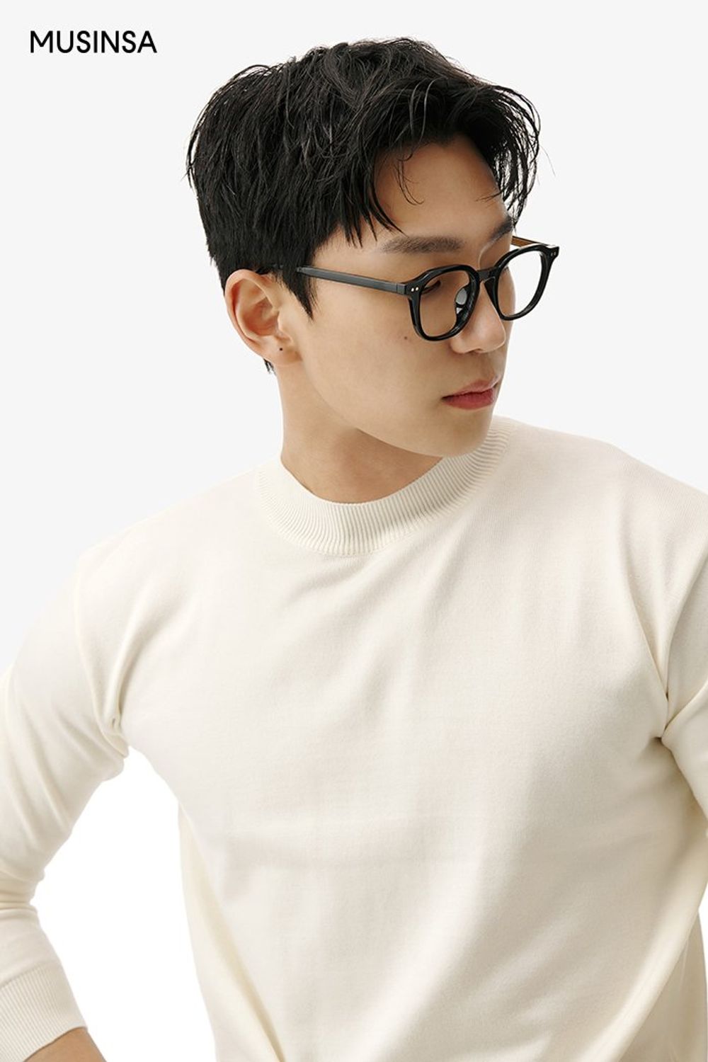오버사이즈 핏 코트를 활용한 댄디 룩 #미니멀 #오버핏 #데이트 #봄 #댄디