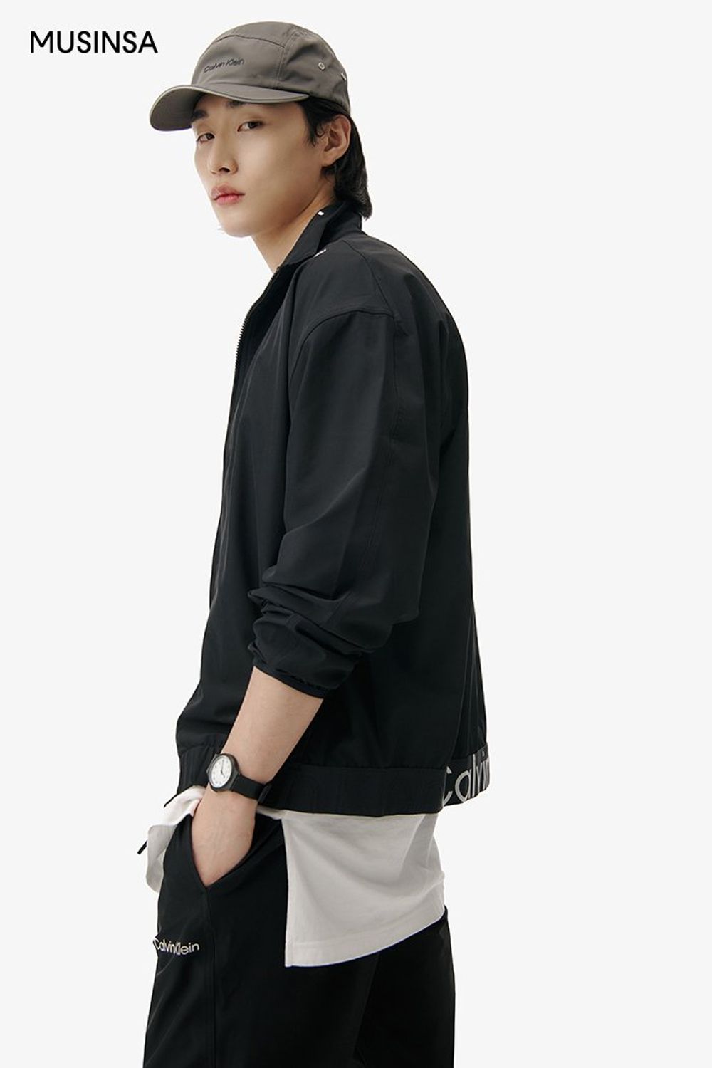 운동할 때 입기 좋은 윈드브레이커 셋업 코디 #로고플레이 #모노톤 #셋업코디 #러닝 #스트링 #봄 #스포티 #스포츠 #기능성 #에디터_최고은
