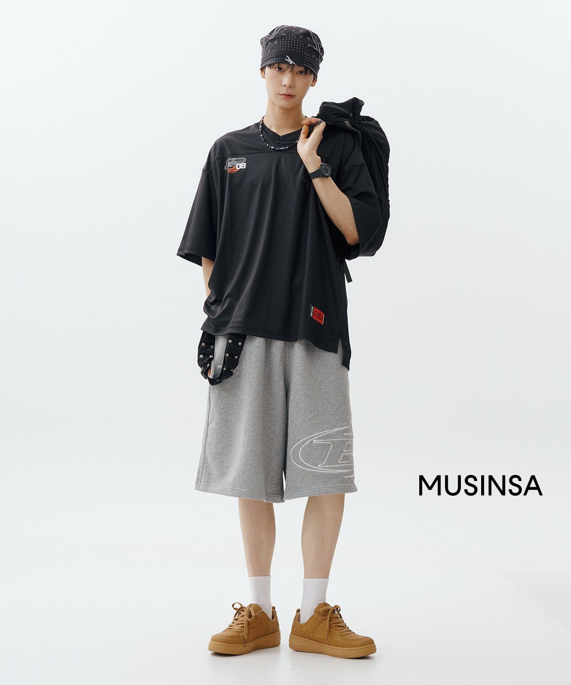 본투윈(BORN TO WIN) 08 RUGBY JERSEY T-SHIRTS [BLACK] - 사이즈