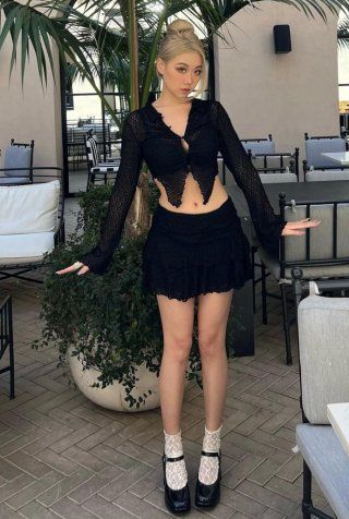 MUSINSA | Expired Girl Chloe lace skirt black