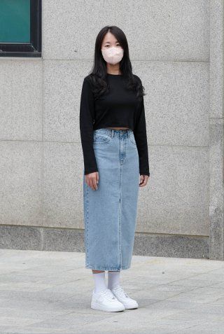 MUSINSA | MUSINSA STANDARD WOMAN Women's Front Slit Denim