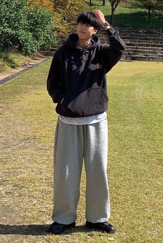 MUSINSA | YESEYESEE Racing 22 hoodie gray