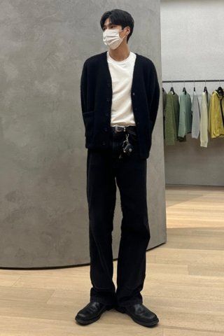 MUSINSA公式 | COOR Hairy Soft Alpaca Cardigan (Black)