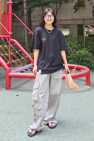 【GRAVER】Smile Drawing Red Embroidered Hooded Clip Tee Graver of Anaheim Black Unisex Drawing Dot Smiley Face