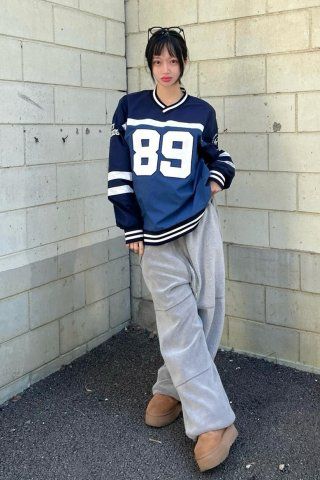 さらに100円引き◆WAI KEI◆Blockcore nylon V neck sweatshirt さらに100円引き◇WAI KEI◇Blockcore nylon V neck sweatshirt