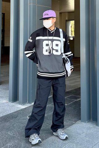 さらに100円引き◆WAI KEI◆Blockcore nylon V neck sweatshirt さらに100円引き◇WAI KEI◇Blockcore nylon V neck sweatshirt