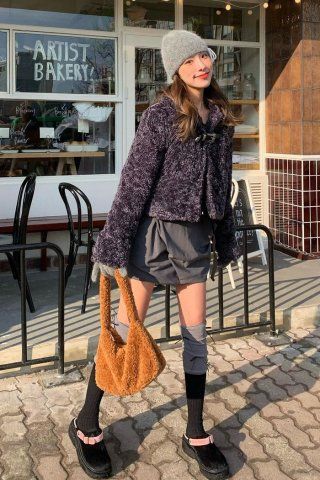 ★HEEARI★ [4th Reorder] Ange Fur Tote Bag_Ivory MUSINSA | HEEARI Anju fur tote bag_ivory