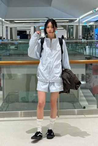 ☆韓国の人気☆【COVERNAT】☆Women's Windbreaker Short.s☆ MUSINSA | COVERNAT Windbreaker Shorts Black