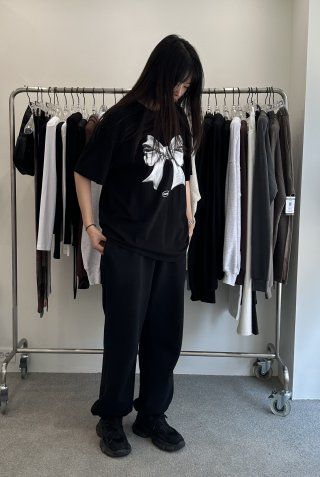 ★ITZAVIBE★送料込み★韓国★大人気★LLIC RIBBON T SHIRT ☆ITZAVIBE☆送料込み☆韓国☆大人気☆METALLIC RIBBON T SHIRT