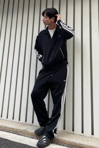 ☆NERDY☆ Jacquard Tape Track Pants 25SS Ivory NERDY Jacquard Tape Track Pants Ivory – SeoulSeoul