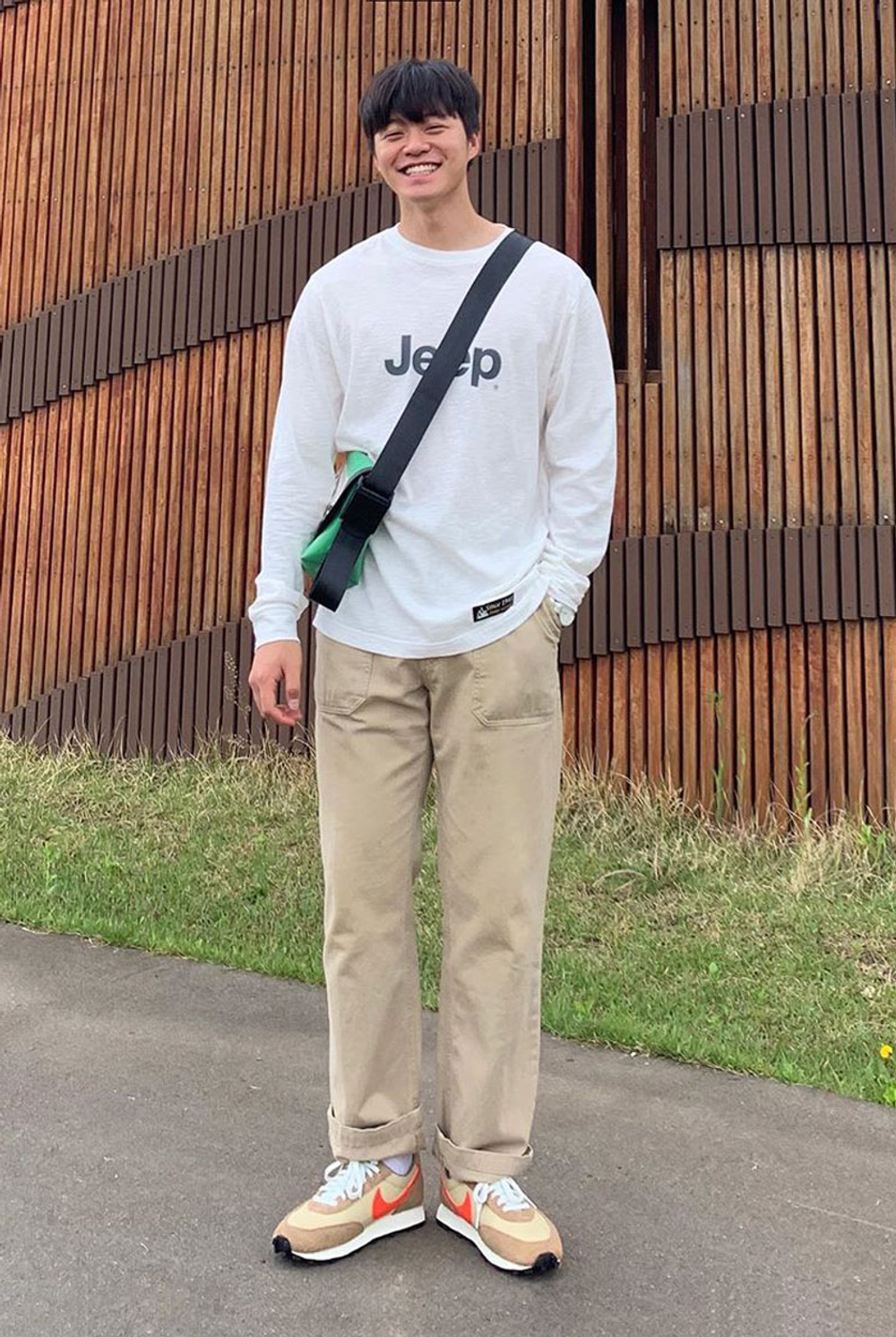 Logo Slub Long Sleeve (GL2TSU012OW) L 사이즈를 착용하였습니다.
