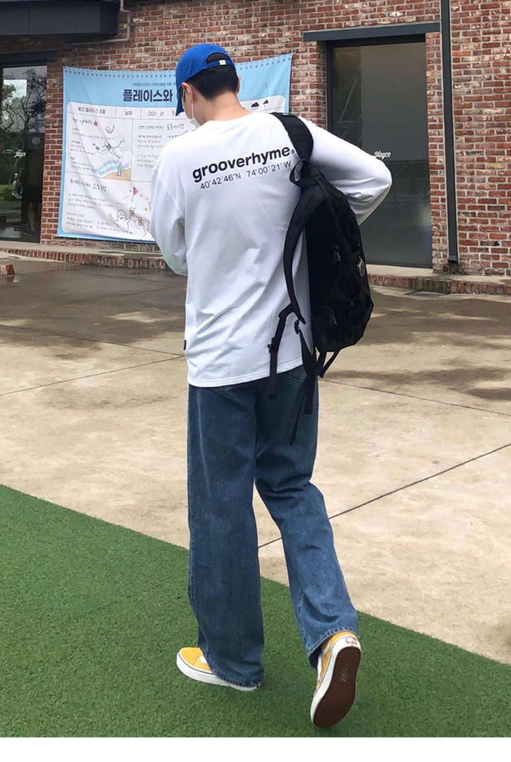 안녕하세요, 그루브라임 입니다. NYC LOCATION LONG SLEEVE T-SHIRTS (WHITE) [LROFCTR721MWHA] XL사이즈 착용하였습니다. 감사합니다.