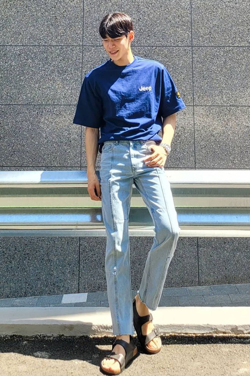 Compass T-shirt (JM5TSU171NA) L 사이즈를 착용하였습니다.