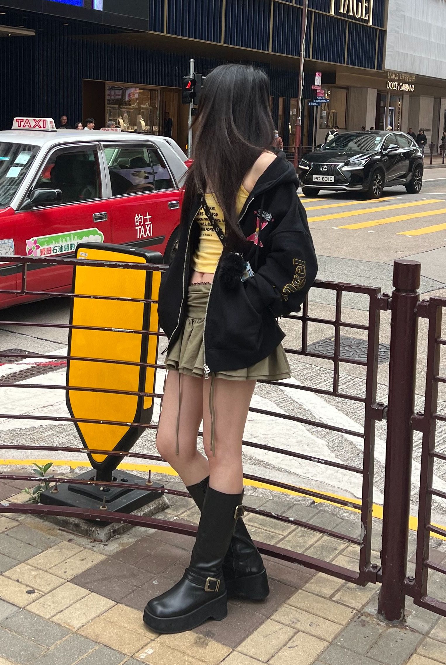 에즈이프 캘리(ASIF CALIE) SHIRRING LACE MINI SKIRT KHAKI