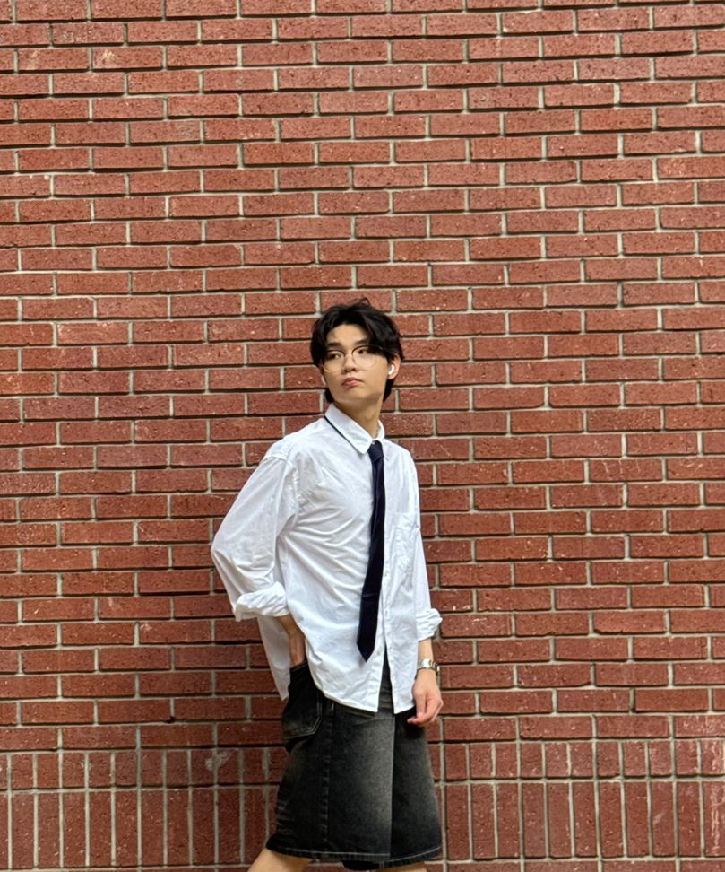 MUSINSA公式 | SATUR Basic Pocket Shirt Clean White