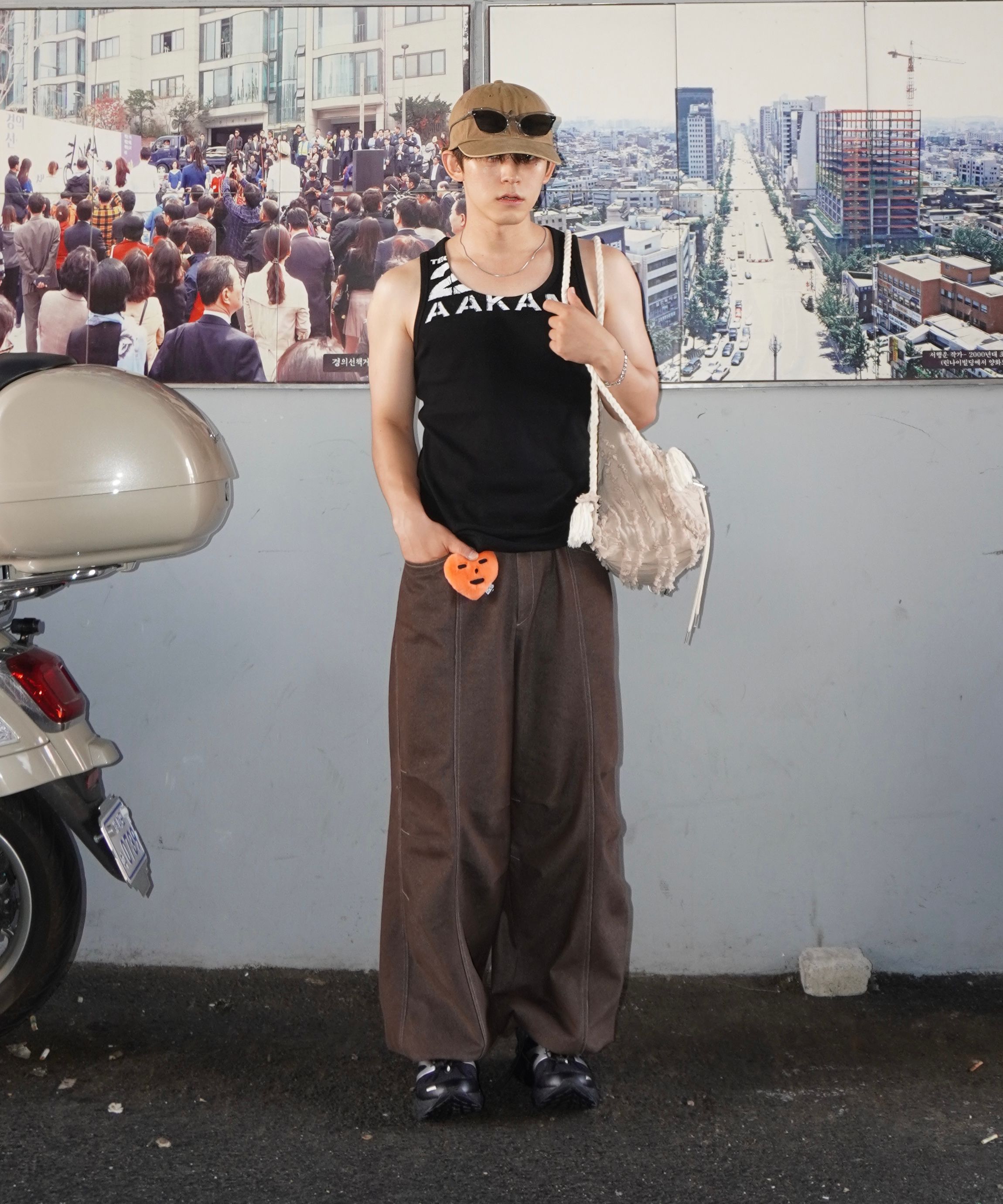 아캄(AAKAM) 29 Printed Sleeveless (Black) - 사이즈 & 후기 | 무신사