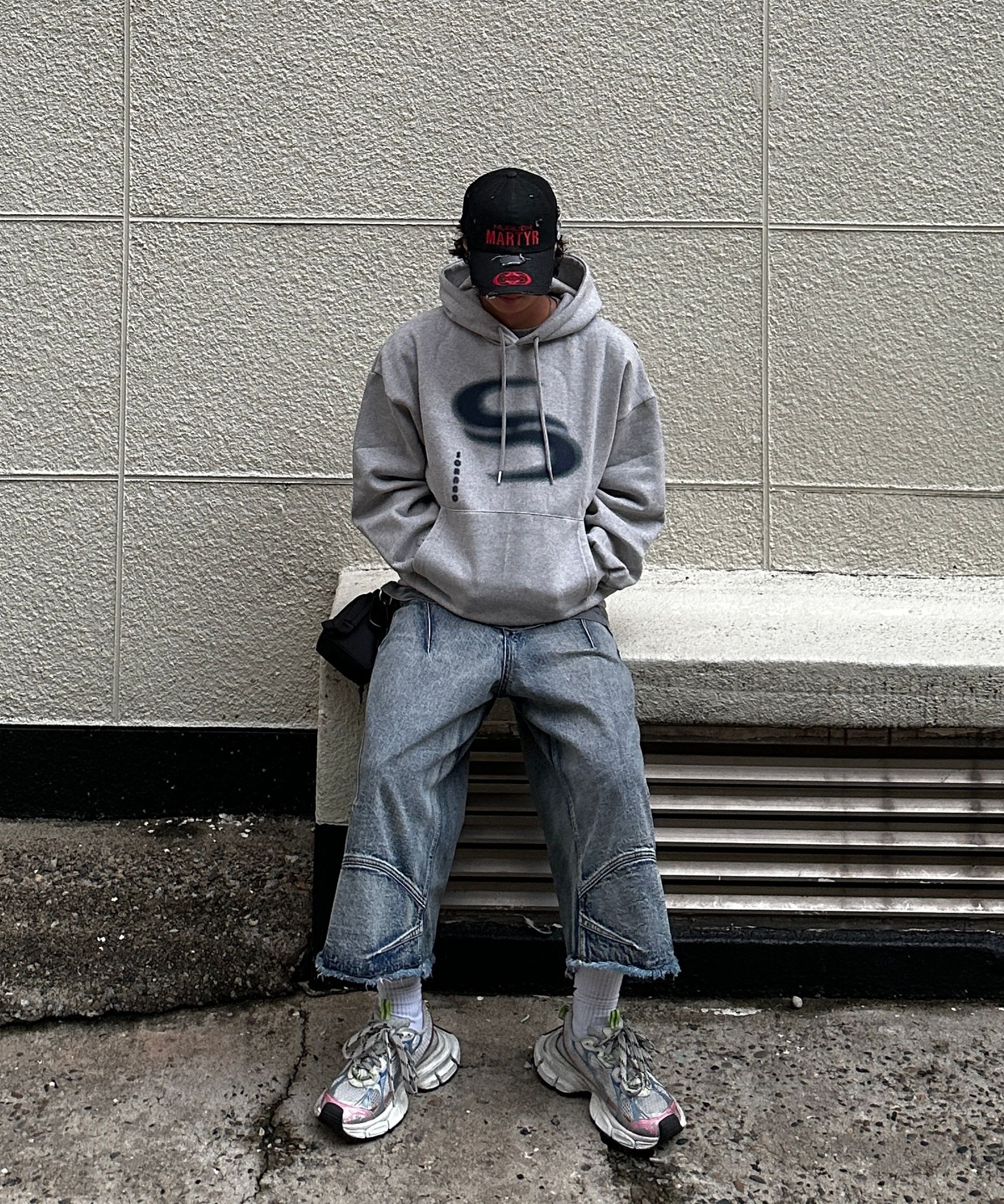 MUSINSA | SORANO SORANO Basic Logo HOODIE [4Color]
