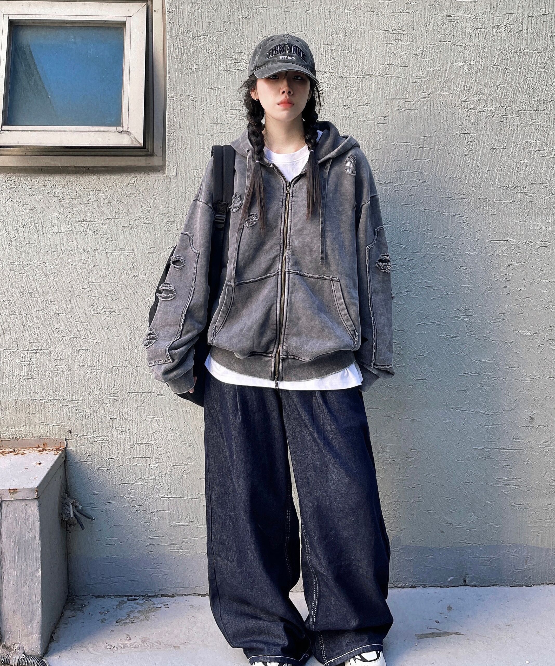 MUSINSA | XTONZ XTT065 Carpenter Damage Two-Way Hood Zip-Up