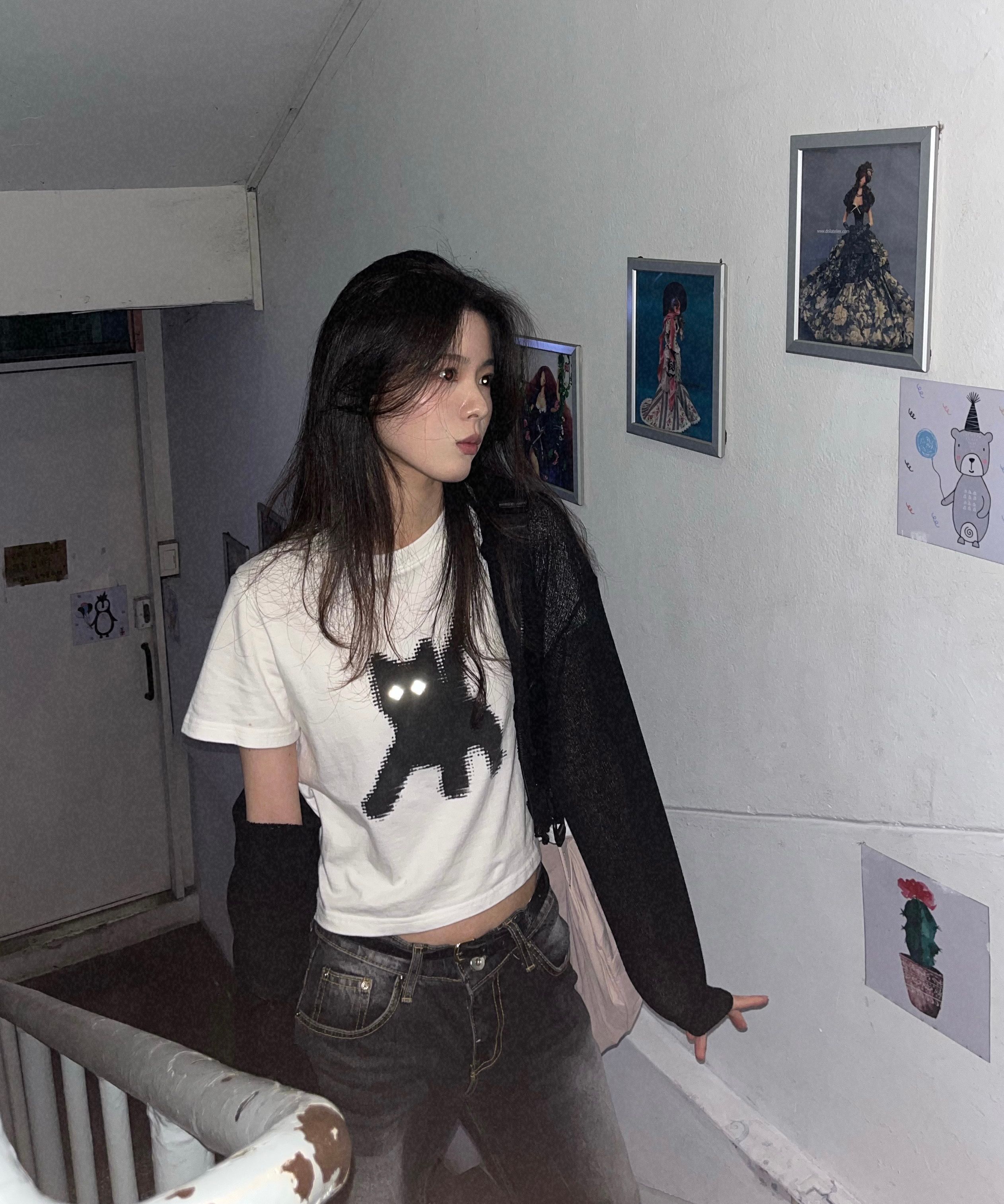aeae Flashed Cats Eye Crop Tシャツ ホワイト 白 MUSINSA | AEAE FLASHED CATS EYE CROP T-SHIRTS [White]