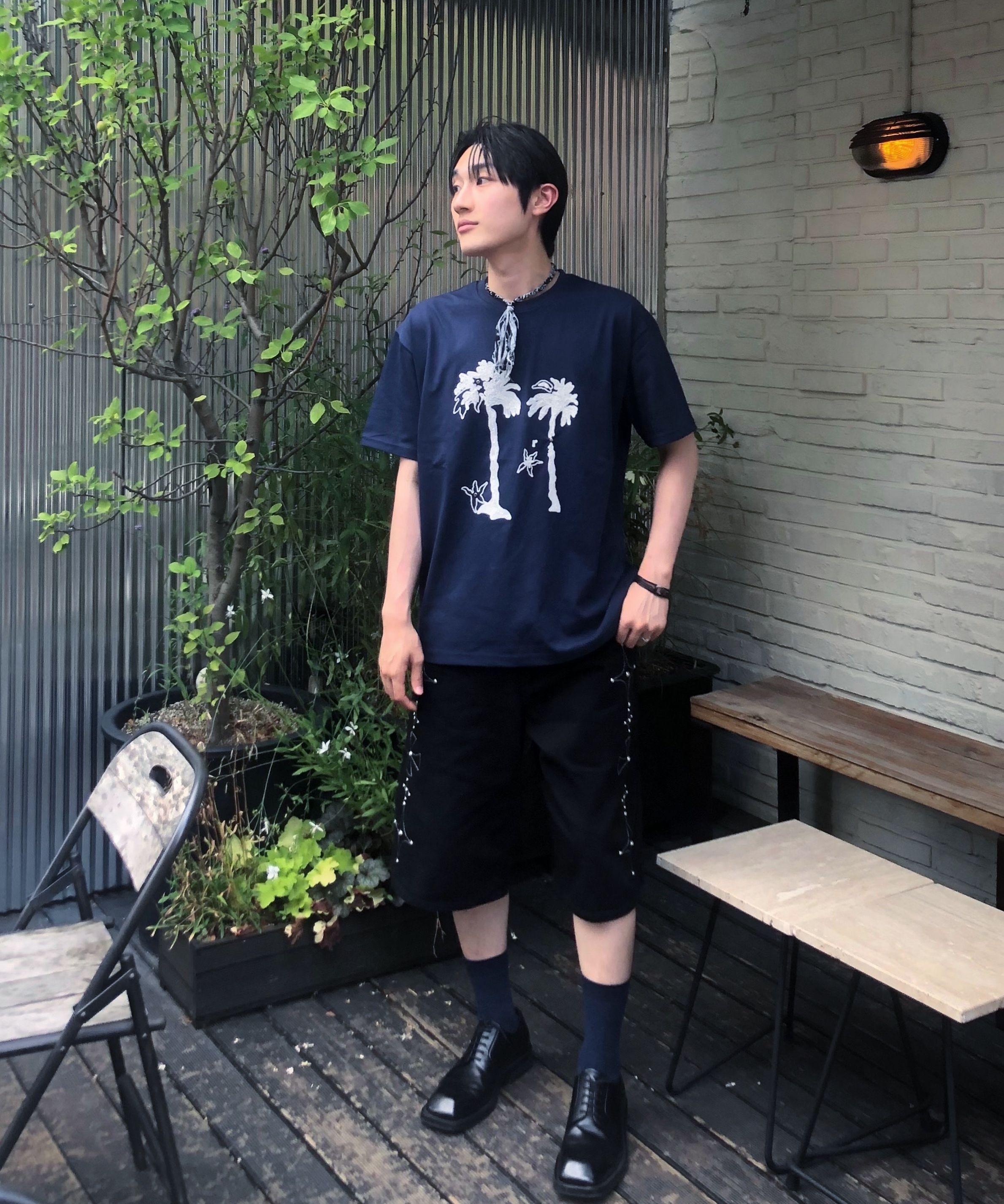 MUSINSA公式 | SSY パームツリー＆アイレットチェーン刺繍Tシャツブラウン