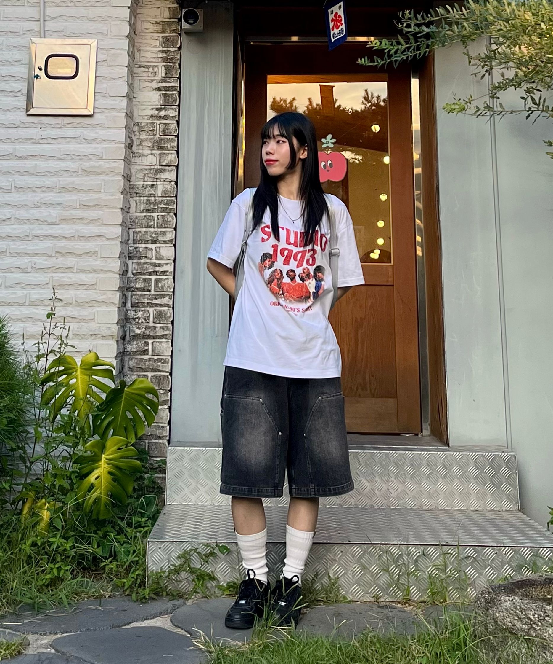 MUSINSA | 1993STUDIO Wave Studio Graphic T-Shirt_White