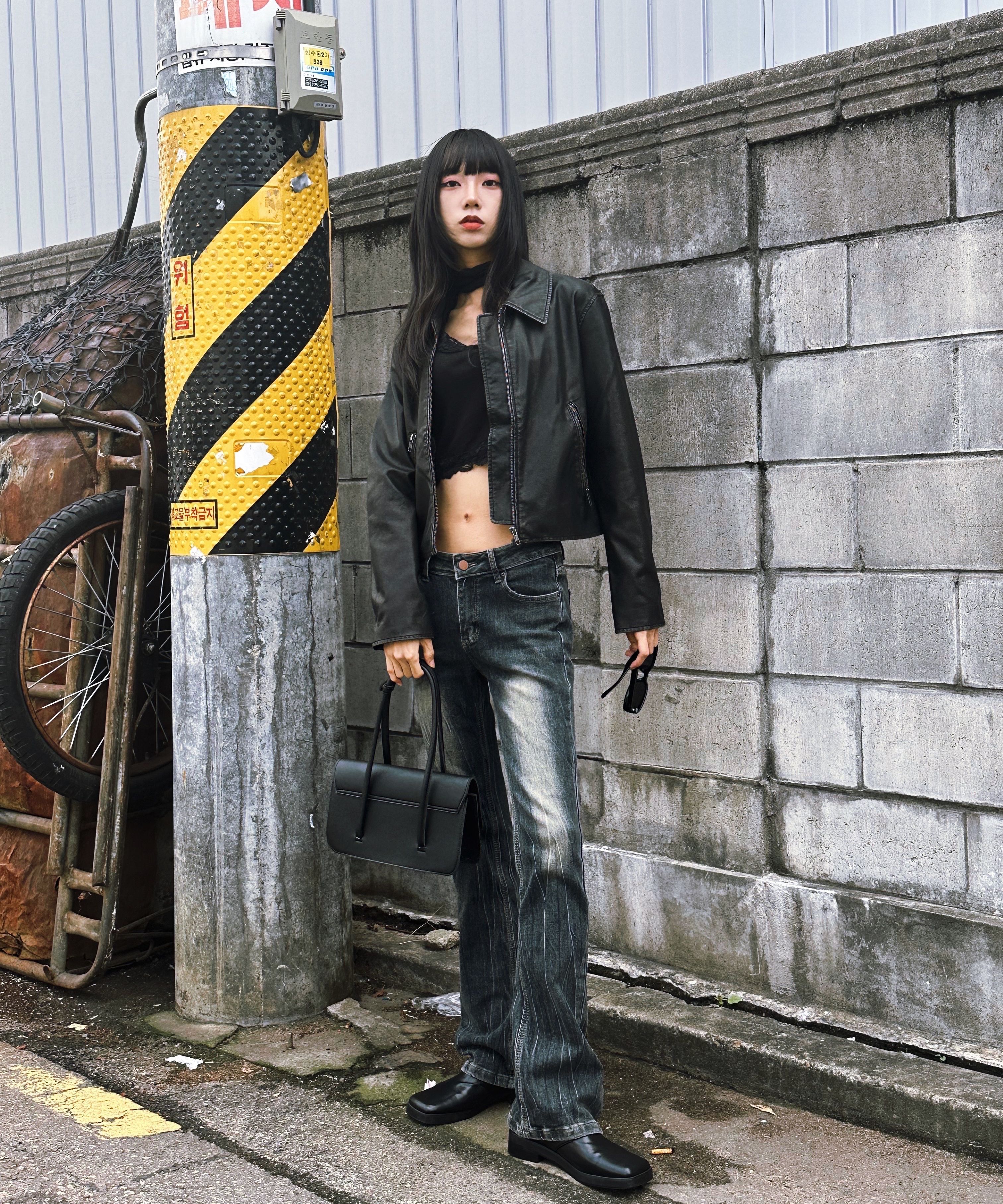 MUSINSA公式 | LEFTSEOUL シンセティックレザーウォッシングクロップ