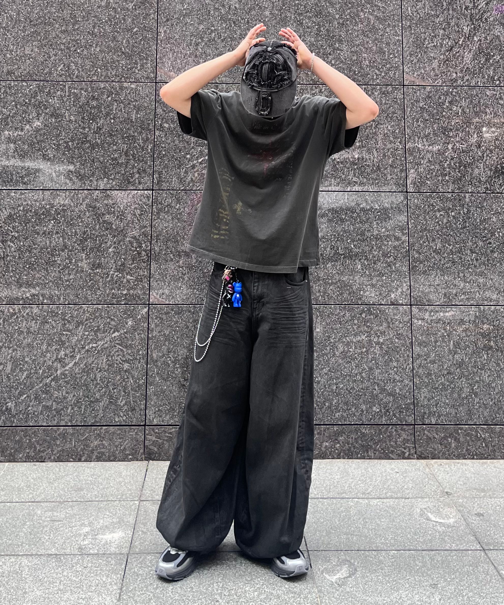MUSINSA | TRAVEL St. Pigment Short-sleeved T-shirt Black