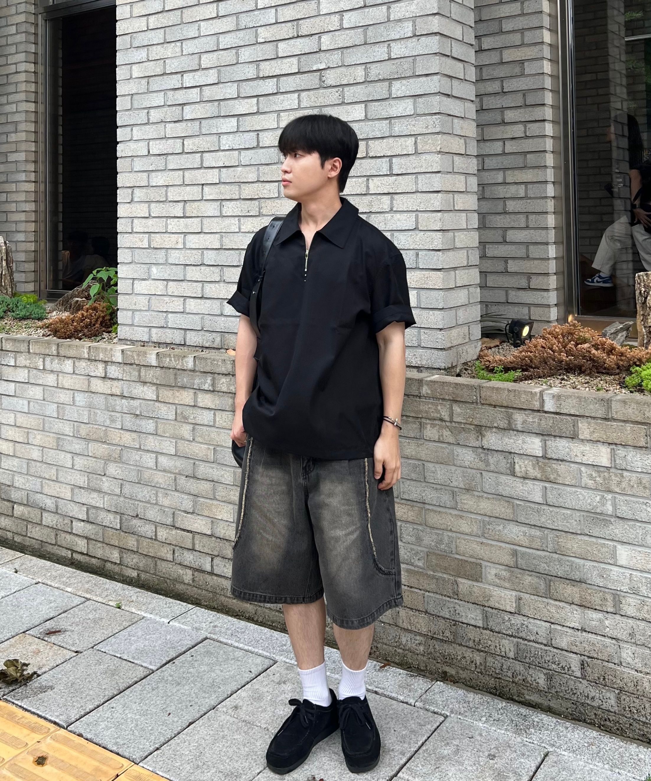 MUSINSA | ALYSS Essential Half Zip Up String Short Sleeve