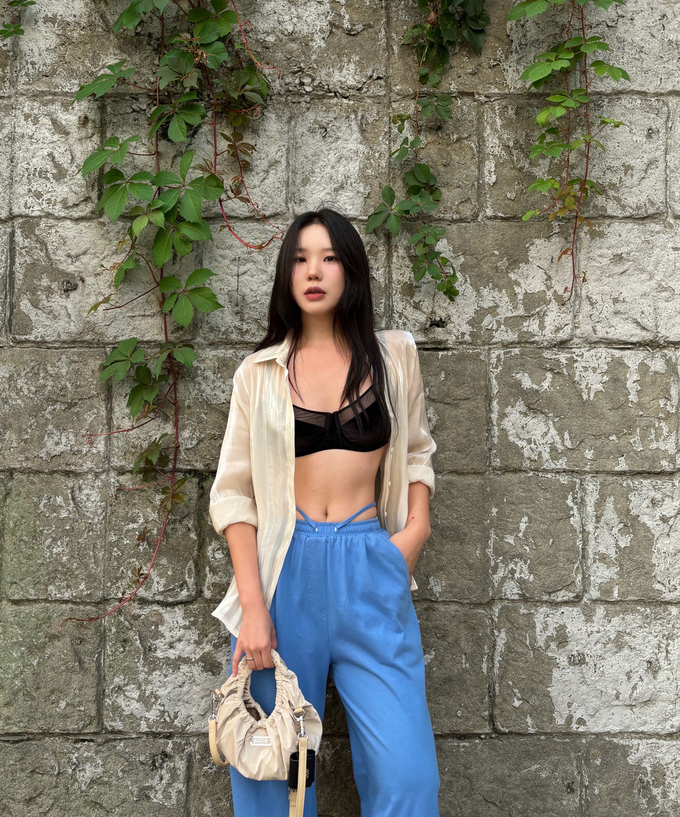 MUSINSA | SATUR Scrunchie Small Hand Bag Black