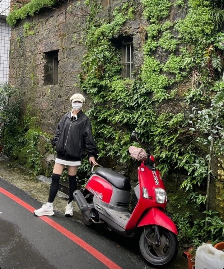 MUSINSA | MATIN KIM MATIN KIM LOGO COATING JUMPER