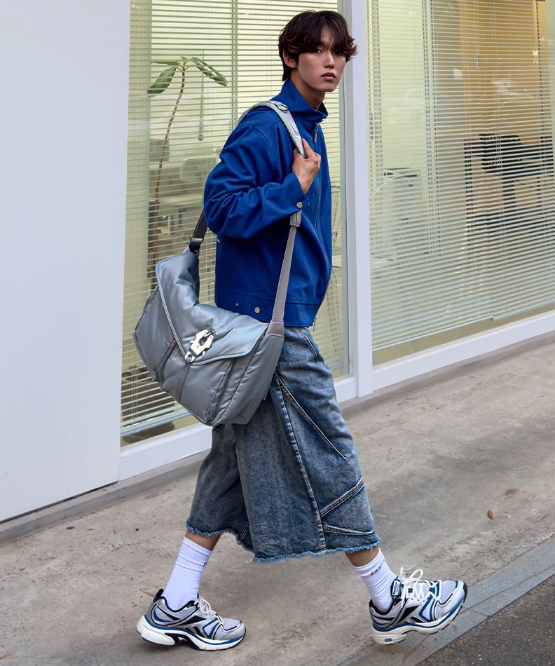【SSRL】raven oblique messenger bag★人気★男女兼用★追跡付 MUSINSA | SSRL raven oblique messenger bag / black