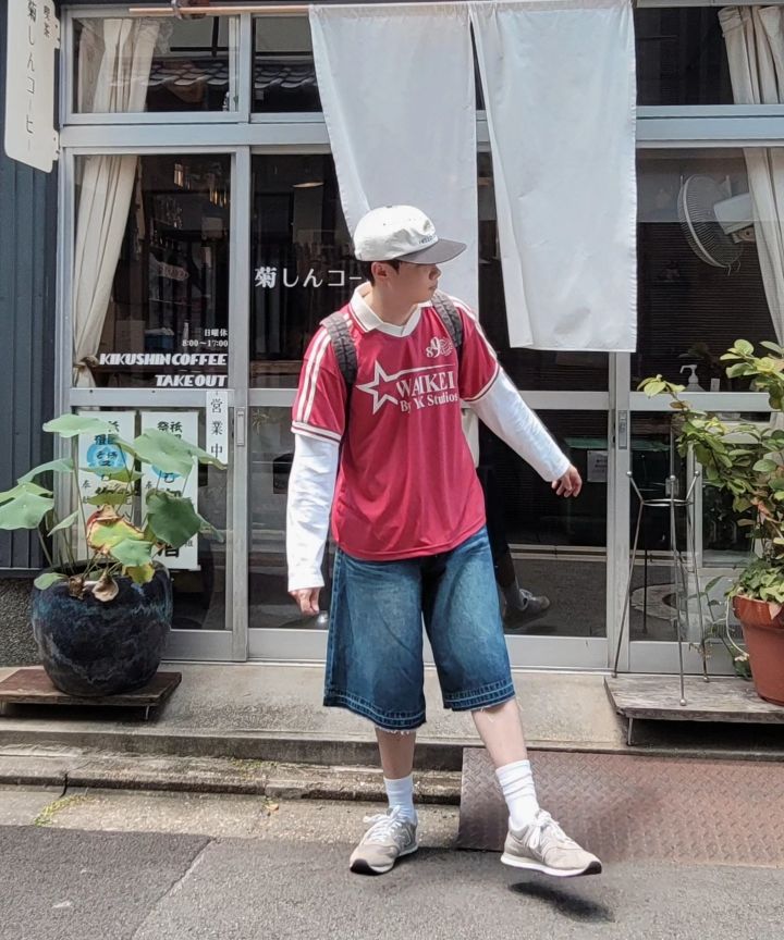 MUSINSA | WAI KEI Star Logo Collar Jersey Short Sleeve T