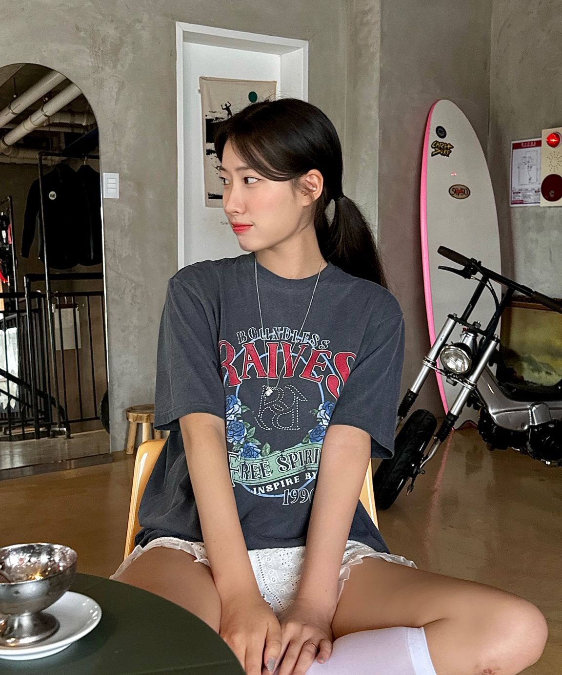 MUSINSA | RAIVE Vintage Rose Graphic T-shirt VW4SE027_3color