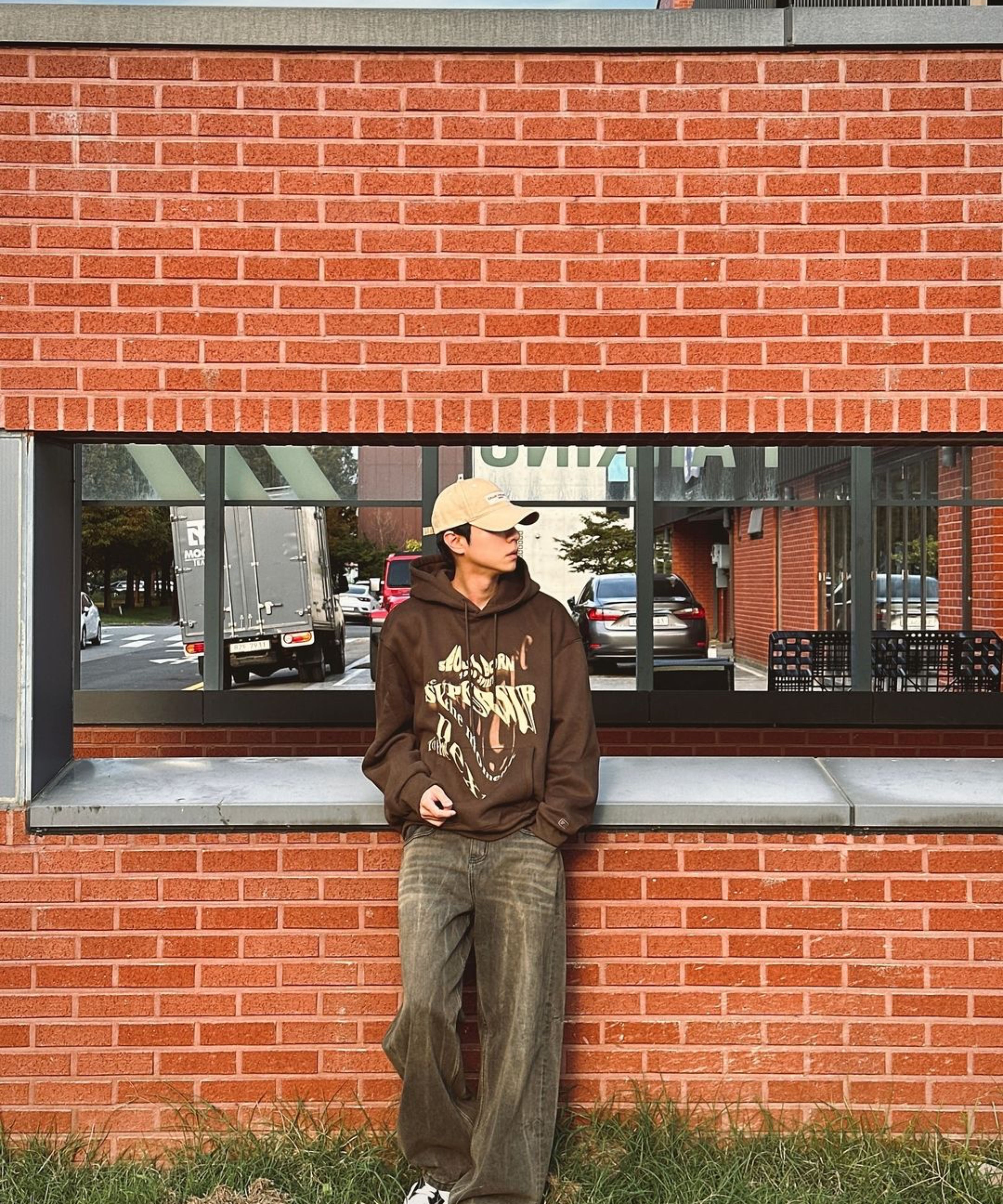 MUSINSA | SUPERSUB 90s Graffiti Hoodie - Khaki