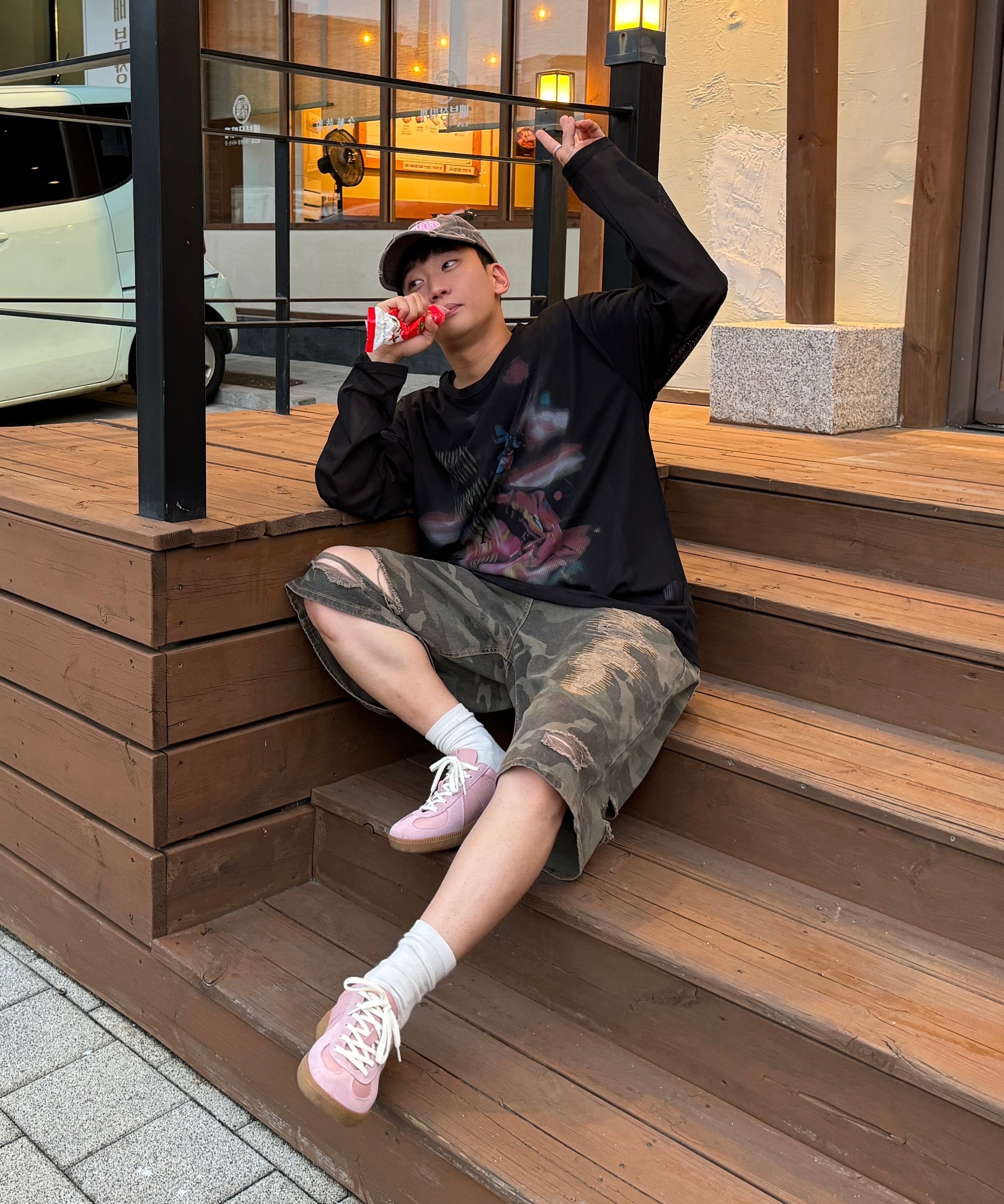 MUSINSA公式 | MAINBOOTH Destroyed Camo Shorts(VINTAGE KHAKI)