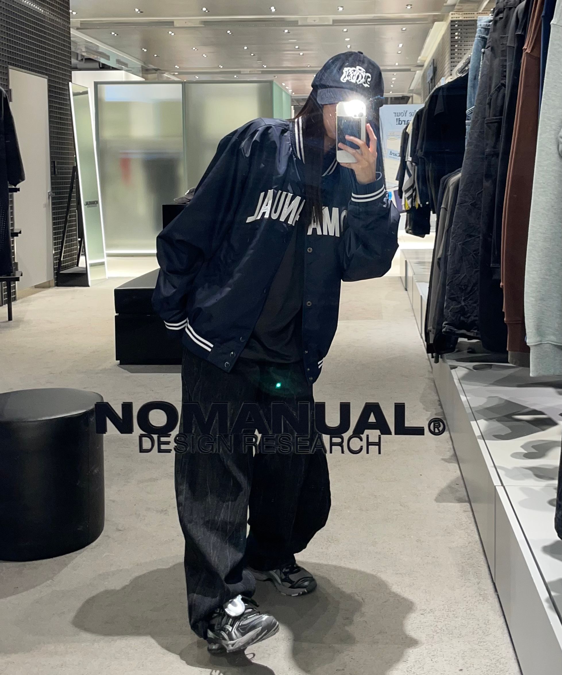 MUSINSA公式 | NOMANUAL ARCH LOGO VARSITY JACKET - BLACK