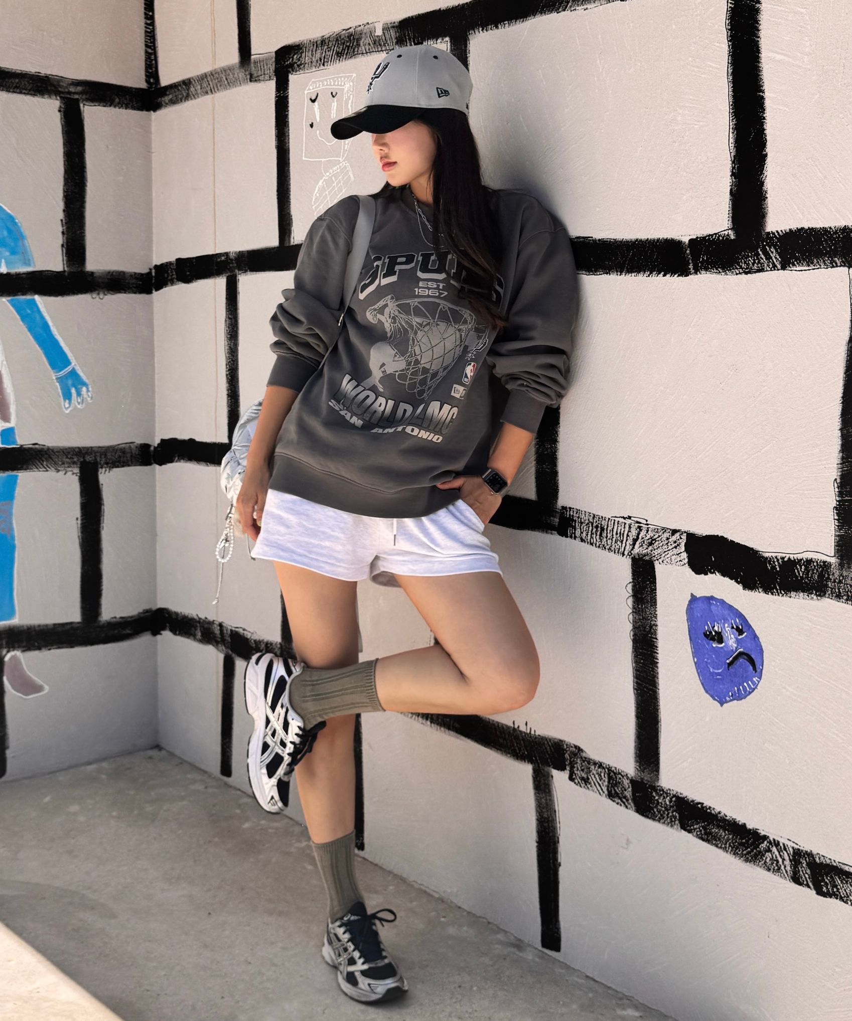 MUSINSA | LMC LMC x NEWERA TEAM LOGO SWEATSHIRT heather gray